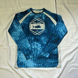 Pelagic Drifit‎ Longsleeve. Men’s small.